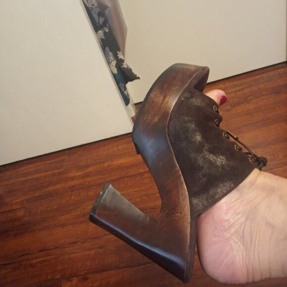 Calleen Cordero Lace-Up Iridescent Chocolate Brown Suede Platforms Size 8.5